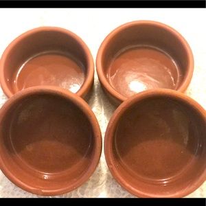 4 Clay Small Dishes